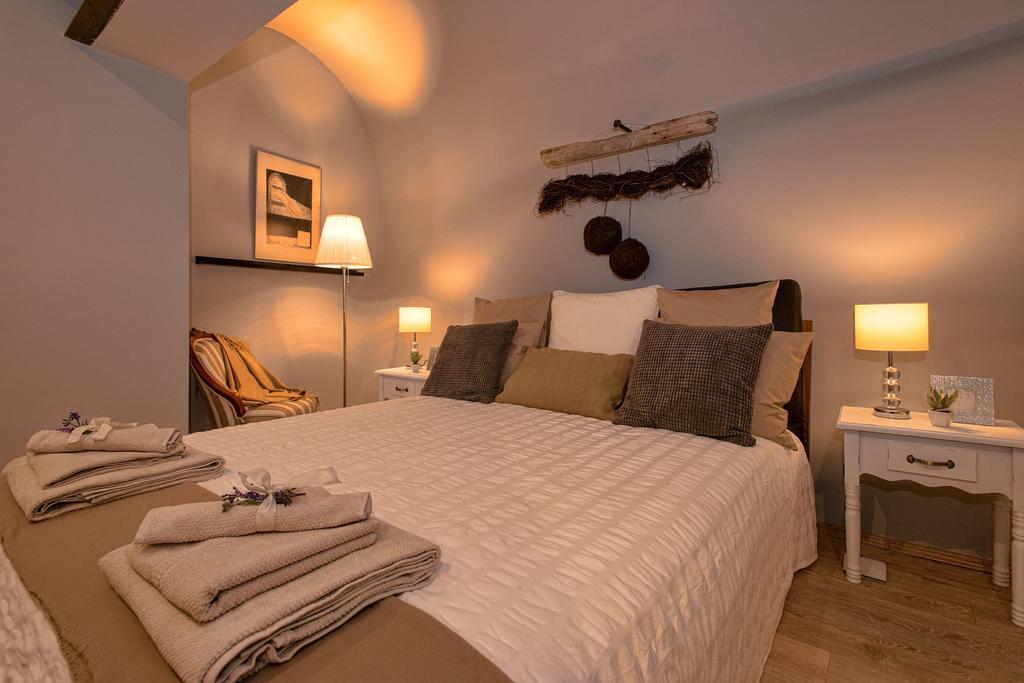 Heraclea Residential Apartments Hvar Town Habitación foto