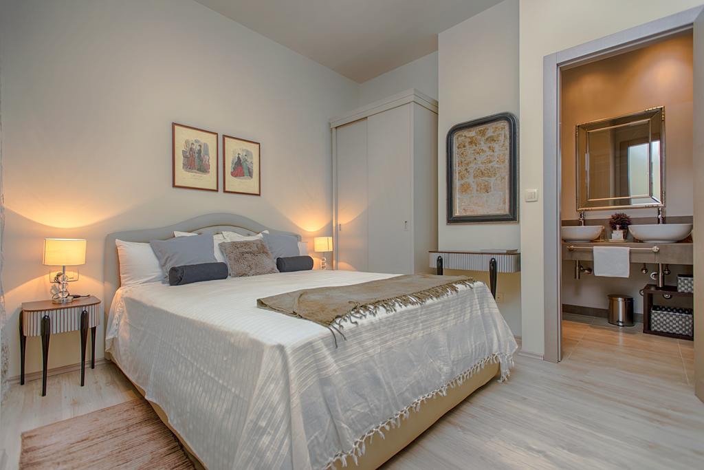 Heraclea Residential Apartments Hvar Town Habitación foto